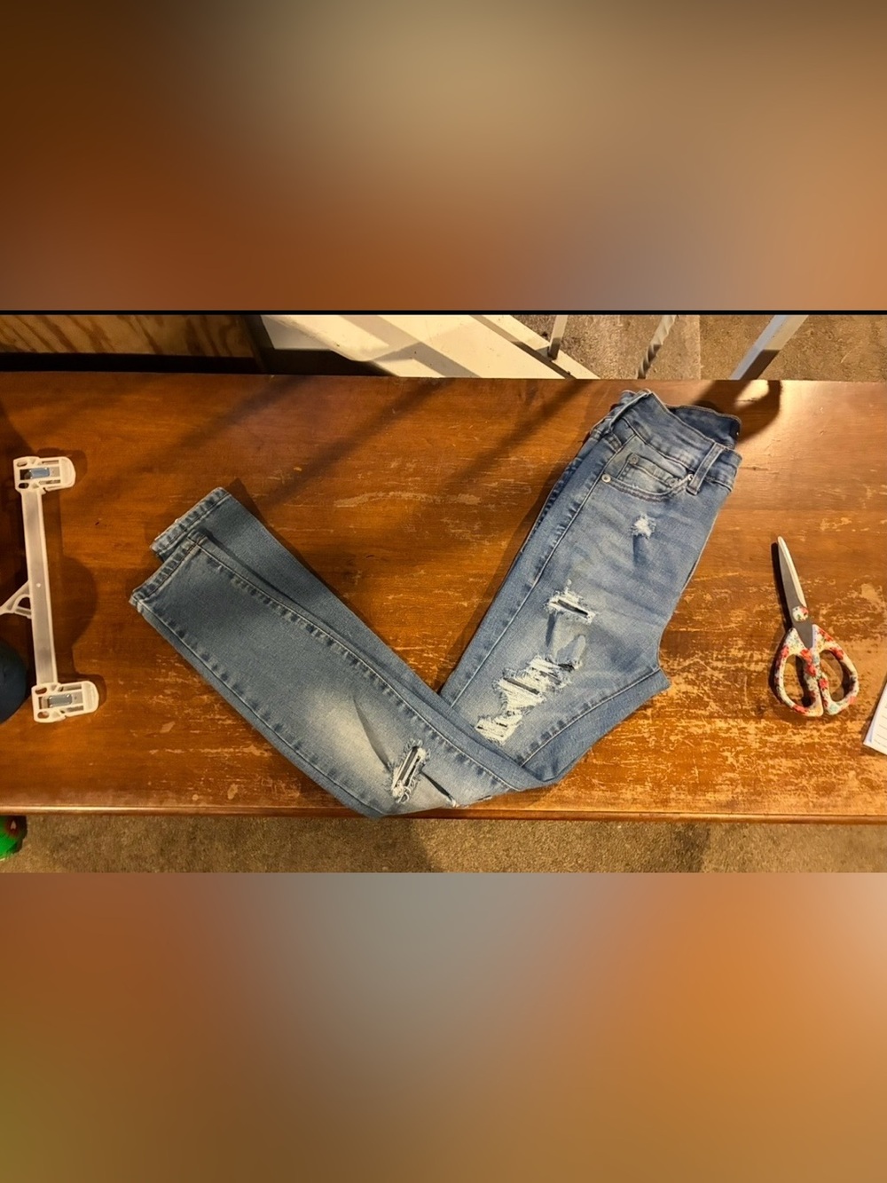 Aeropostale Ladies Super High Rise Distressed Blue Jeans. Size 2 Short. $5